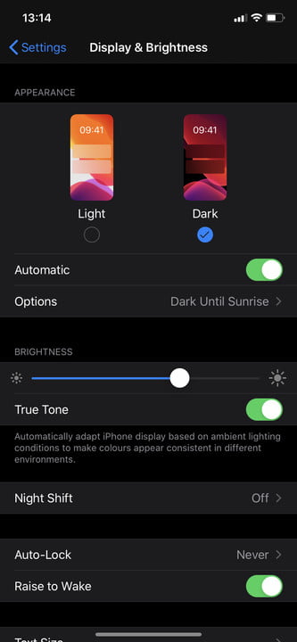 iOS 13 Dark Mode